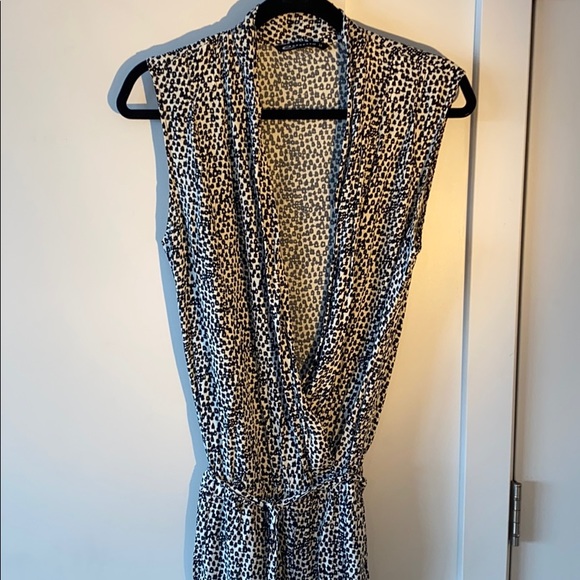 Jumper - Picture 2 of 5